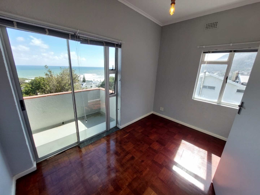 1 Bedroom Property for Sale in Camps Bay Western Cape